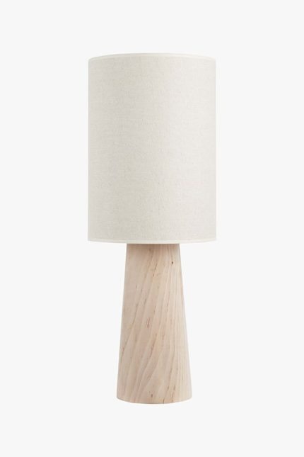 Exclusieve tafellamp Fay met houten voet en linnen kap.