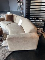 Slice Designbank – Showroommodel in Zachte Taupe Fluweelstof – 290 cm - Afbeelding 2