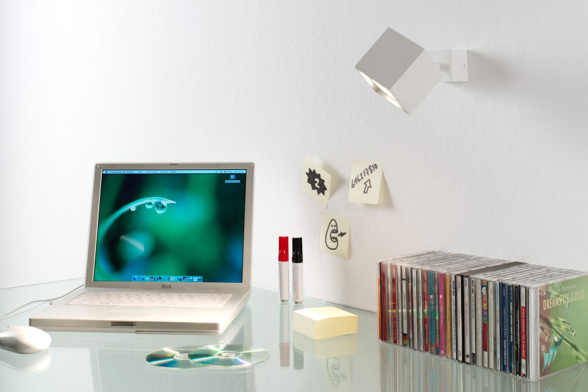 Dau 80 Wand/plafondlamp GU10 Gestructureerd Wit - Afbeelding 1