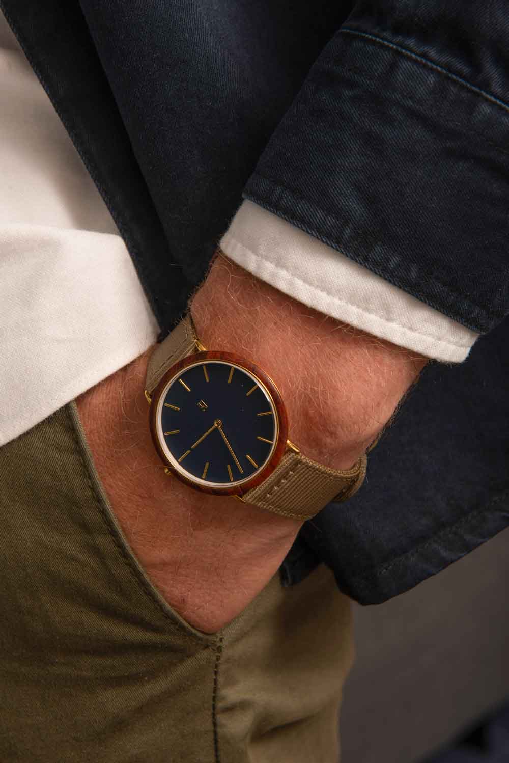601513202004-5.jpg Horloge Smokey Blue - Afbeelding 6