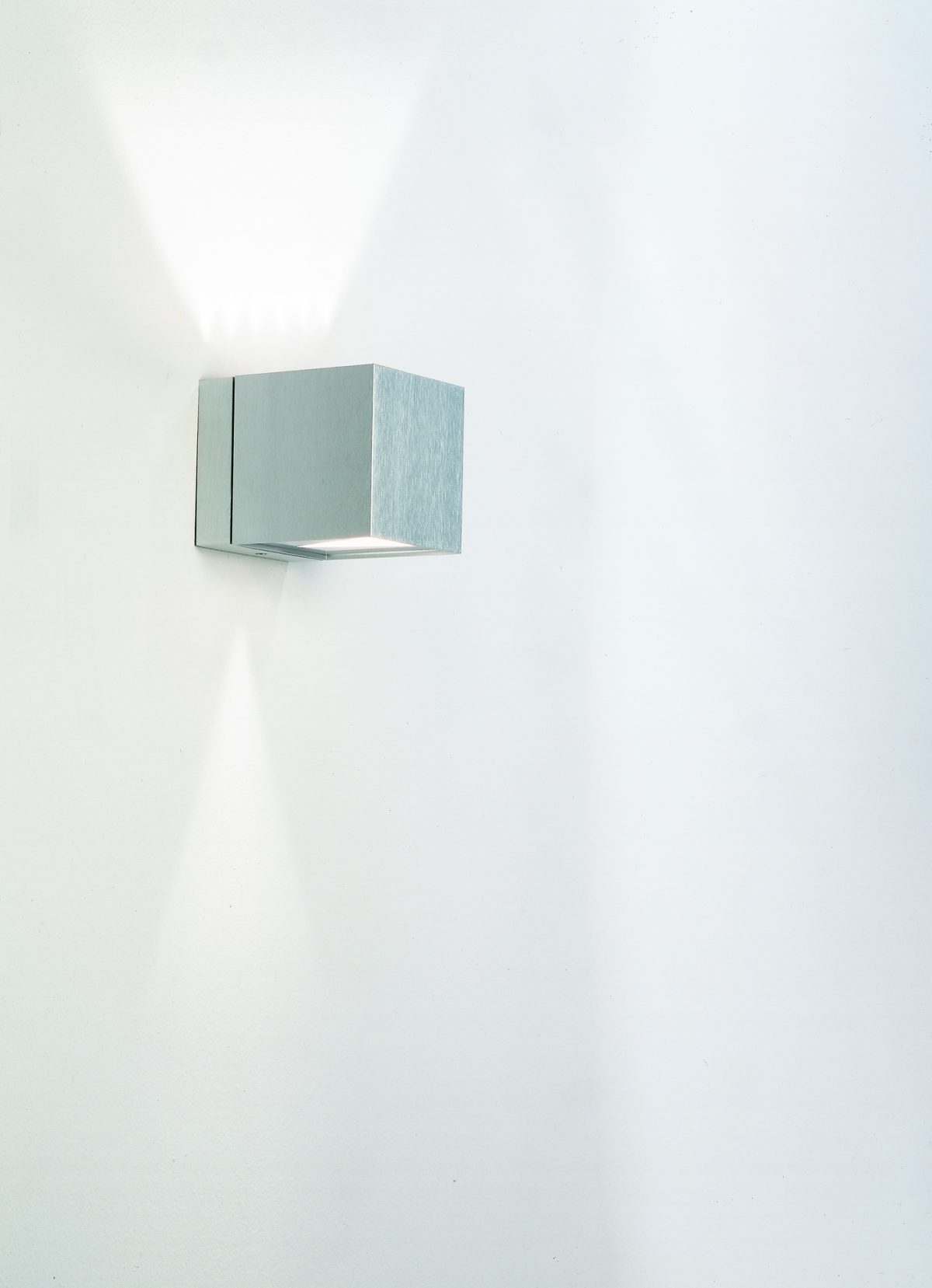 Dau 80 Wandlamp G9 Geborsteld aluminium - Afbeelding 1
