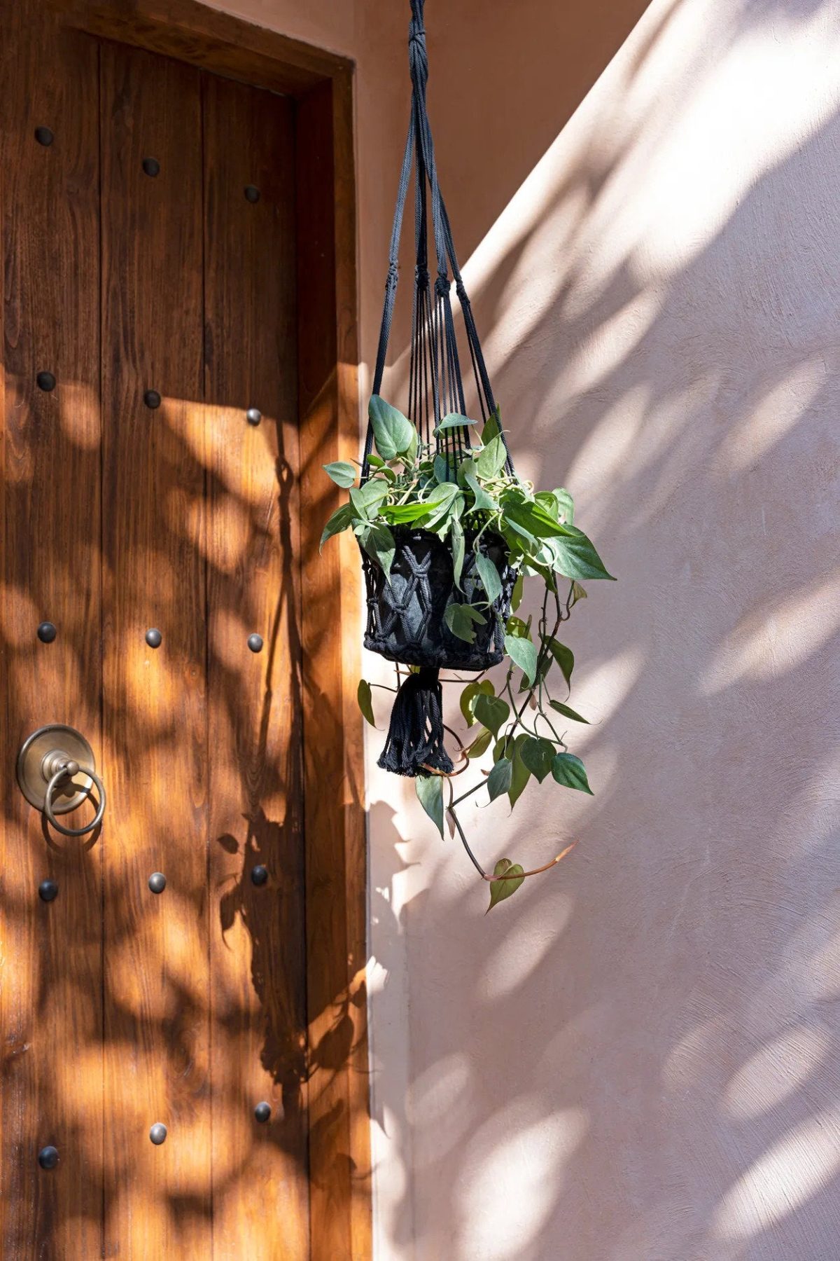De Macramé Plantenhanger - Zwart - L_40 - Afbeelding 2