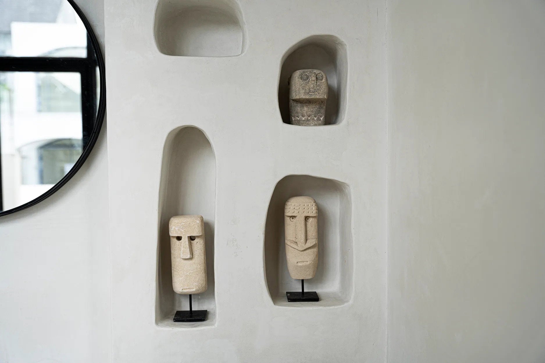 BAHRA020-1.jpg De Sumba Steen #20 op Standaard - Afbeelding 2