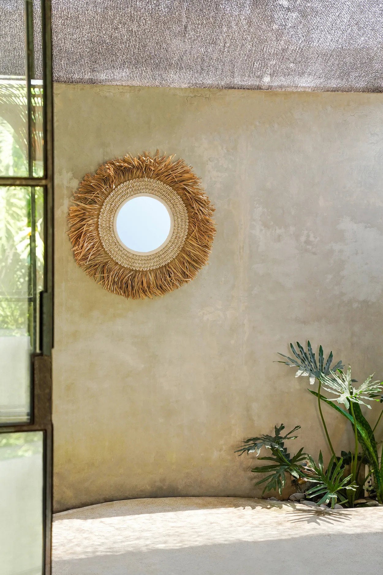 BALE067NW-L-75-4.jpg De Raffia Cowrie Spiegel - Natuurlijk Wit - Afbeelding 5