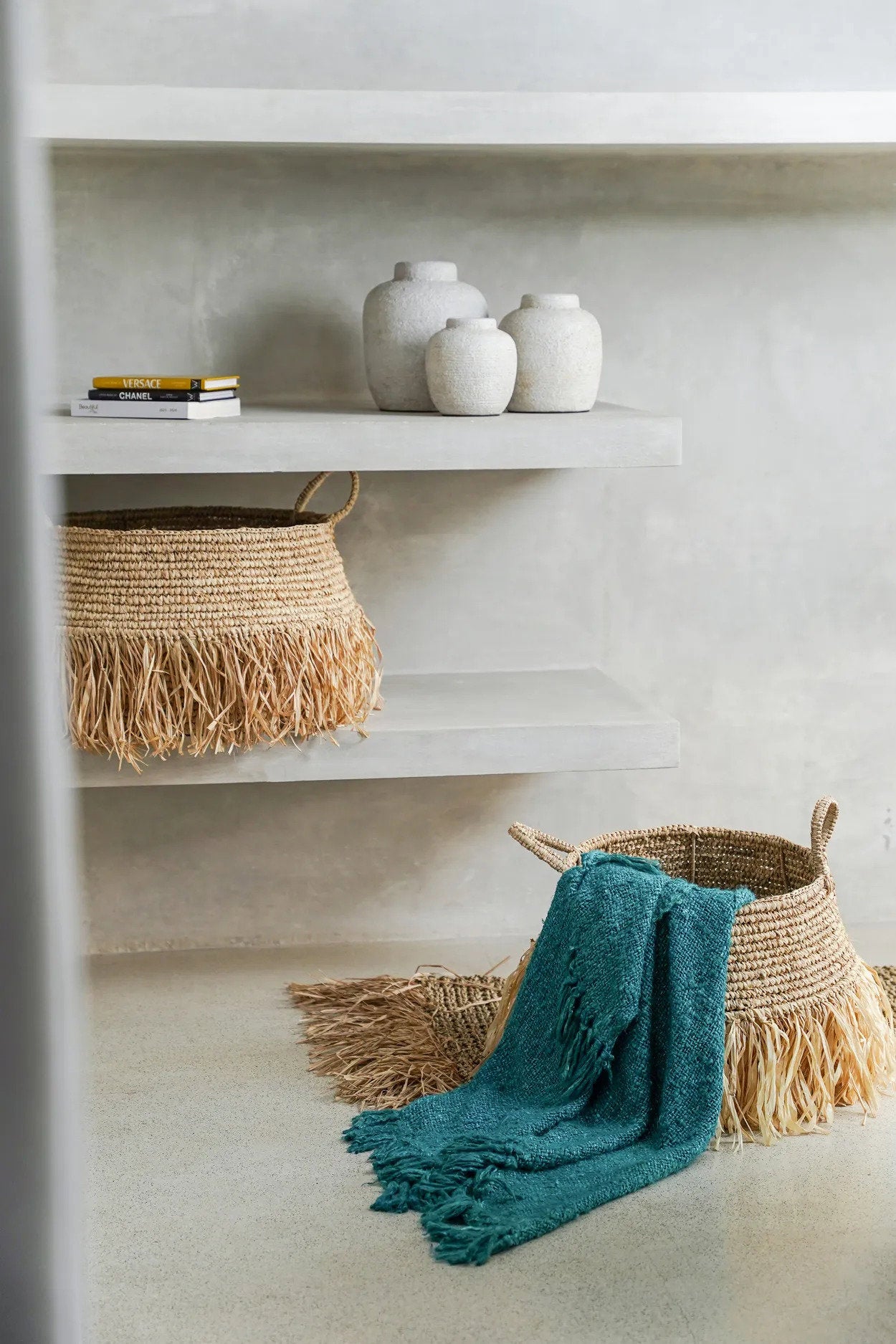 JABR040Con-L-1.jpg De Peaky Vaas - Beton - L - Afbeelding 2