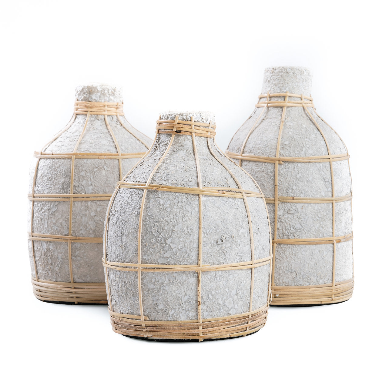 JABR090ConN-M-6.jpg De Whoopy Vaas - Beton Natuurlijk - M - Afbeelding 7